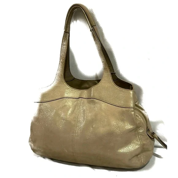 Coach Champagne Gold 'Lexi' pebbled leather shoulder purse....superb condition! - Picture 2 of 8